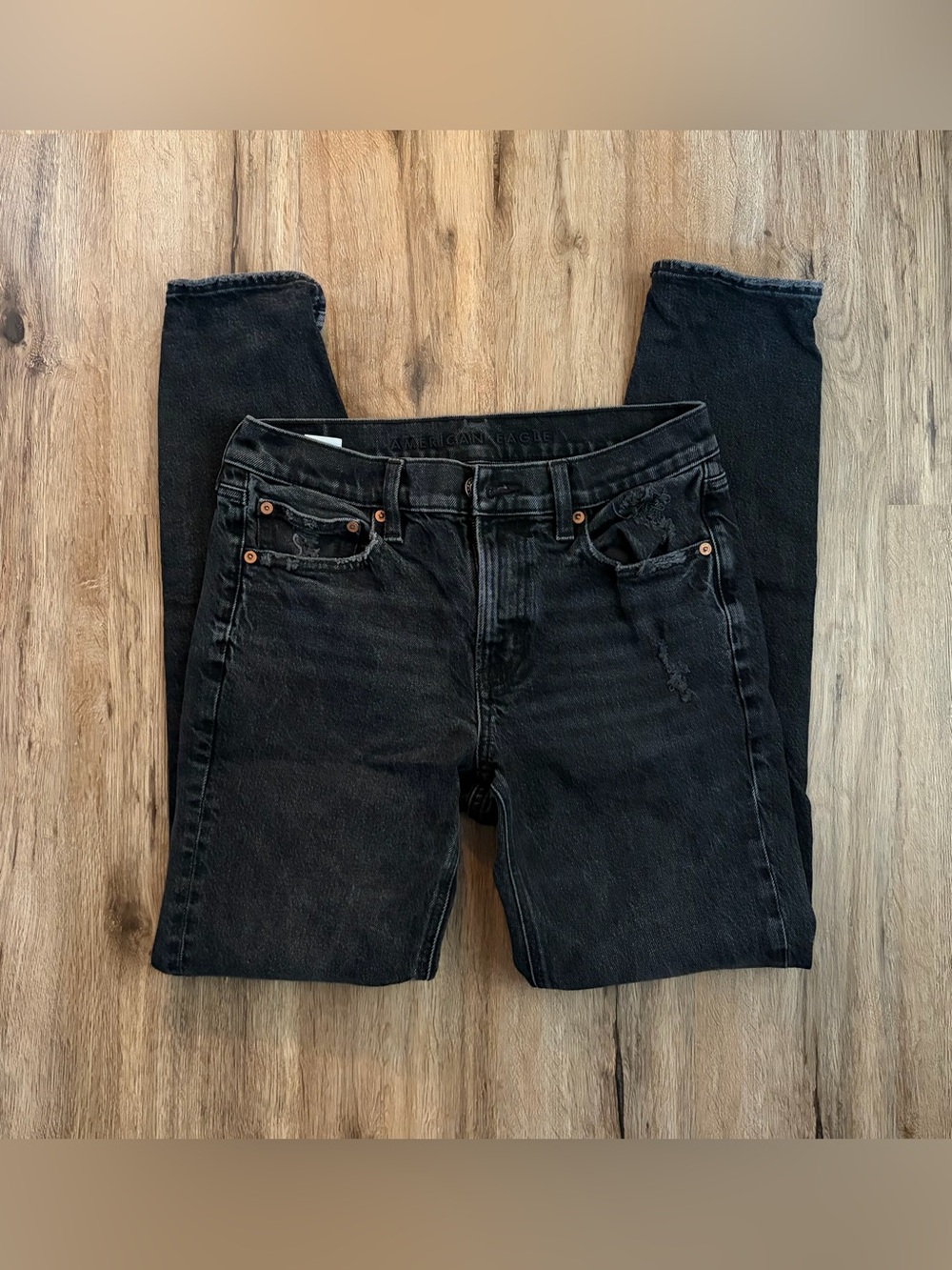 American Eagle Black 90’s Skinny Jeans